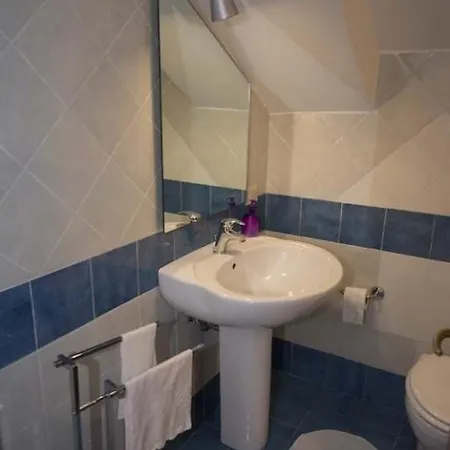 Case Vacanze Angiola Aparthotel *