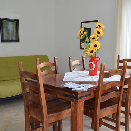 Aparthotel Case Vacanze Angiola *